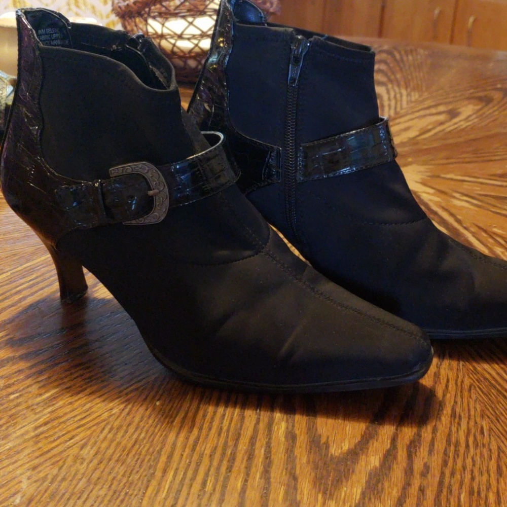 Relativity Booties